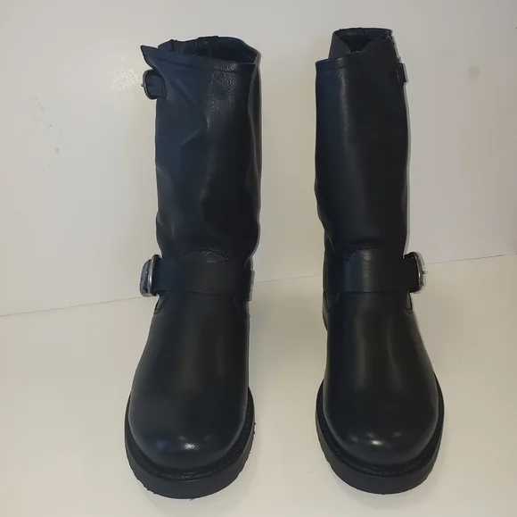 NWOT Frye Veronica Short Boots in Black - Picture 4 of 17